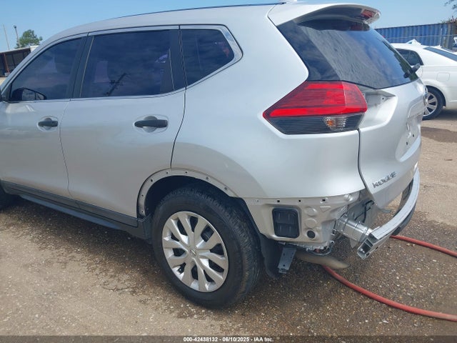 Nissan 2017 2017 KNMAT2MT4HP532110 Image 22