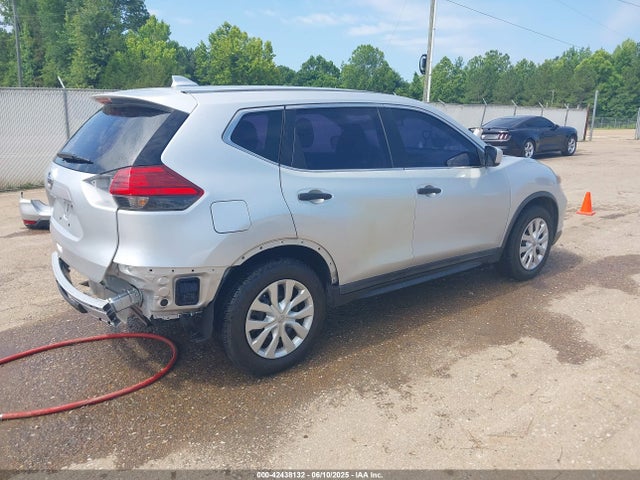 Nissan 2017 2017 KNMAT2MT4HP532110 Image 4