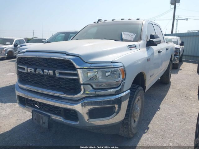 3C6UR5CJ1MG571126 RAM 2500 Tradesman  4x4 6'4 Box