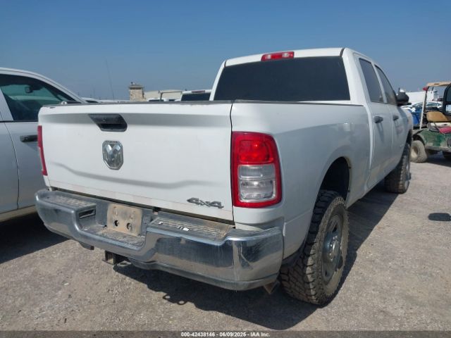 3C6UR5CJ1MG571126 RAM 2500 Tradesman  4x4 6'4 Box
