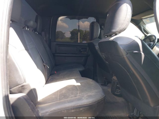 3C6UR5CJ1MG571126 RAM 2500 Tradesman  4x4 6'4 Box