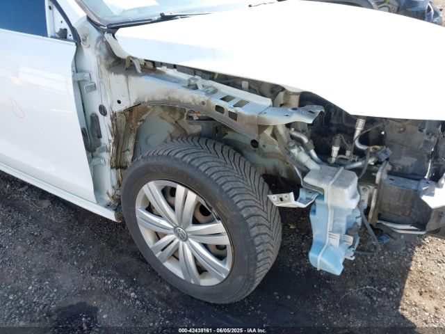3VW2B7AJ1HM290998 Volkswagen Jetta 1.4t S