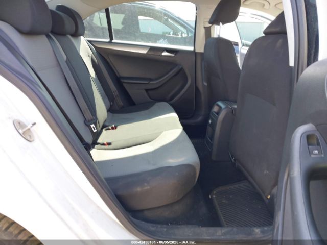3VW2B7AJ1HM290998 Volkswagen Jetta 1.4t S