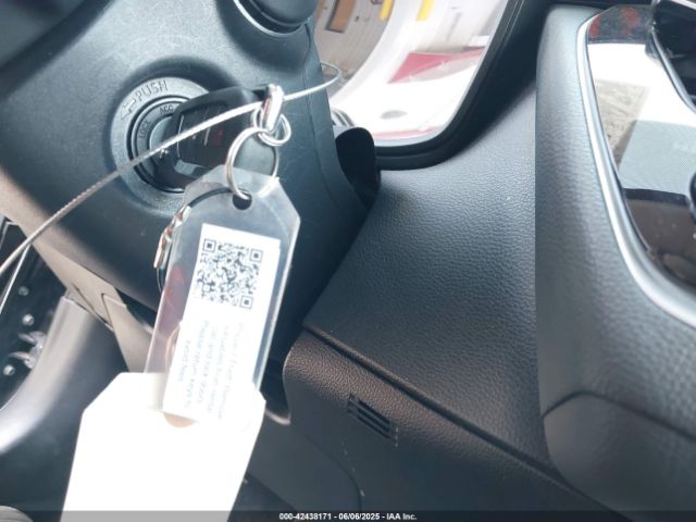 5YFB4MDE7PP044006 Toyota COROLLA LE