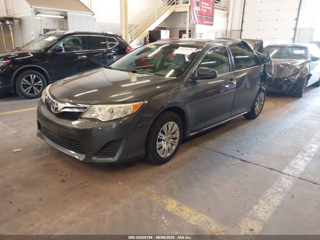 4T4BF1FK2ER411049 Toyota 2ar-fe