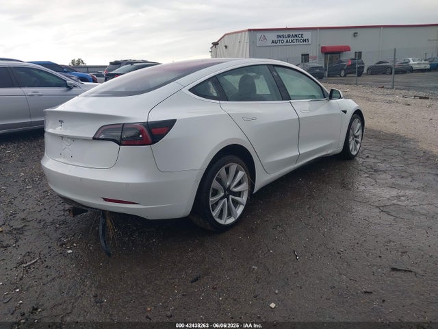 2018 TESLA MODEL 3 5YJ3E1EA2JF006519 Photo 3