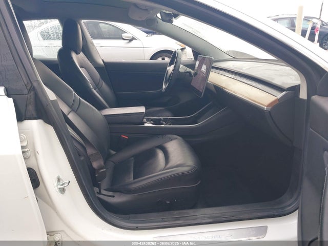 2018 TESLA MODEL 3 5YJ3E1EA2JF006519 Photo 4