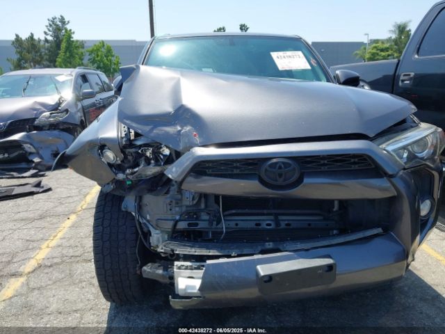 2019 TOYOTA 4RUNNER JTEBU5JR8K5724852 Photo 5