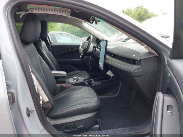 3FMTK3SU6RMA04259 Ford Mustang Mach-e Premium