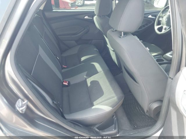 1FADP3F28EL339107 Ford FOCUS SE