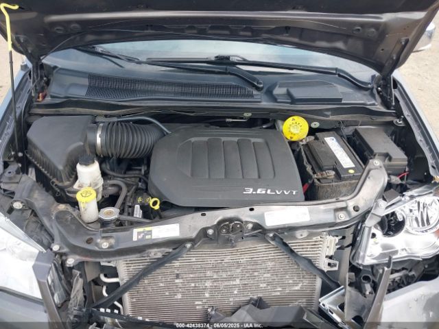 2C4RC1CG2FR677644 Chrysler Town & Country Touring-l