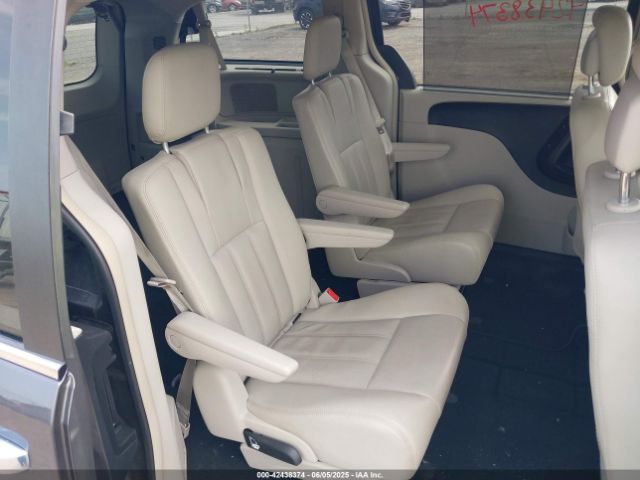 2C4RC1CG2FR677644 Chrysler Town & Country Touring-l