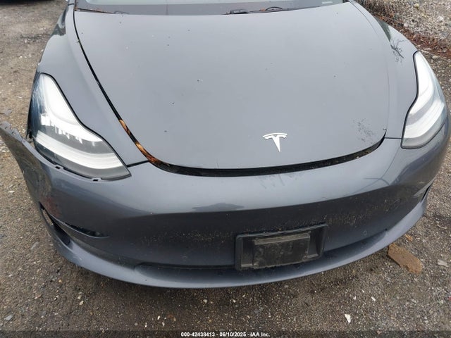 5YJ3E1EB7KF413312 Tesla MODEL 3