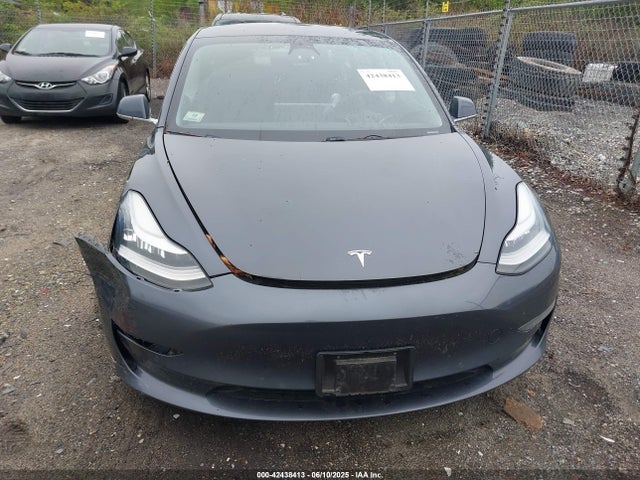 5YJ3E1EB7KF413312 Tesla MODEL 3