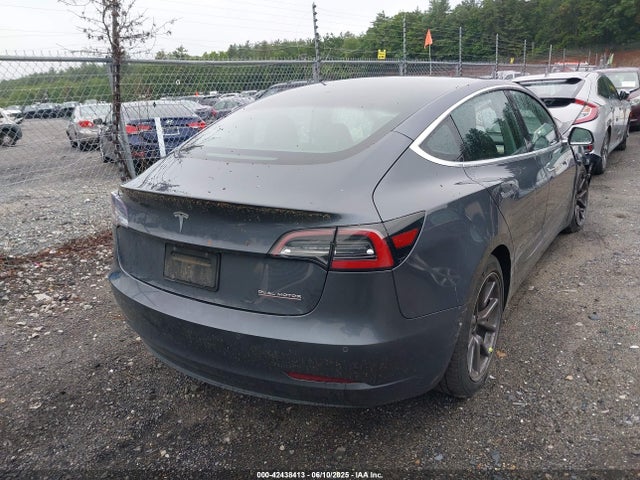 5YJ3E1EB7KF413312 Tesla MODEL 3