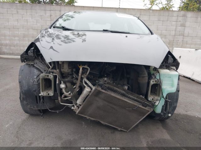 3FADP4BJ8FM133546 Ford Fiesta