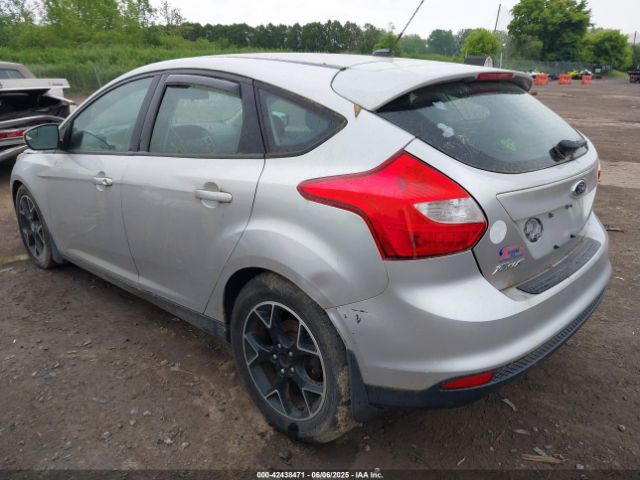 1FADP3K28EL404592 Ford FOCUS SE