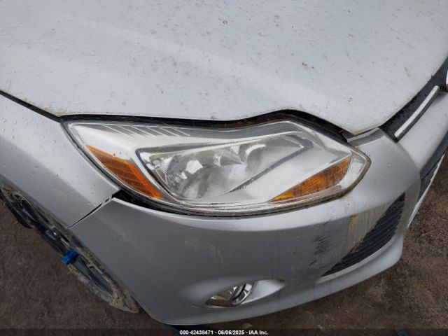 1FADP3K28EL404592 Ford FOCUS SE