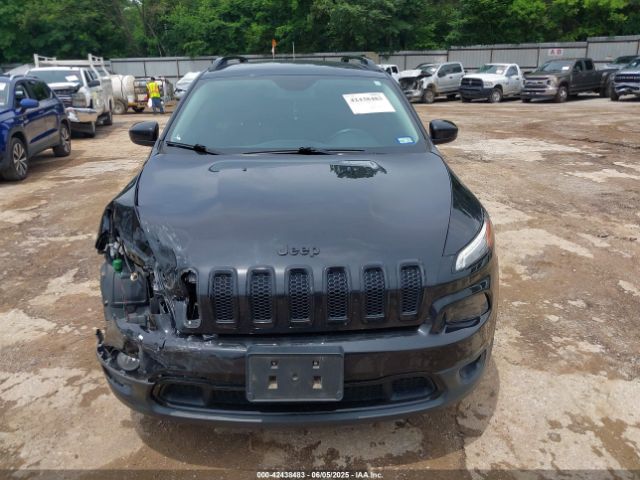 1C4PJLCB3GW221996 Jeep 2016