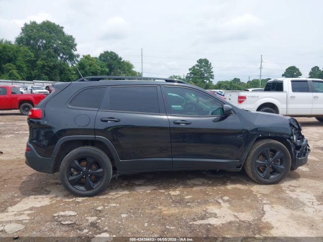 1C4PJLCB3GW221996 Jeep 2016