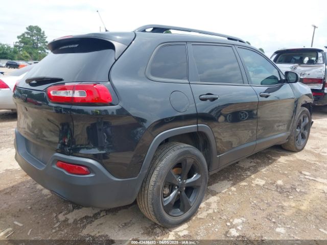 1C4PJLCB3GW221996 Jeep 2016