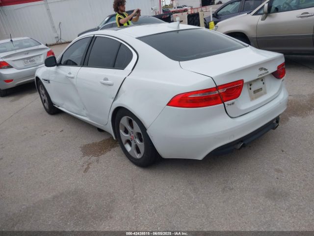 2017 JAGUAR XE SAJAR4BG6HA978750 Photo 2