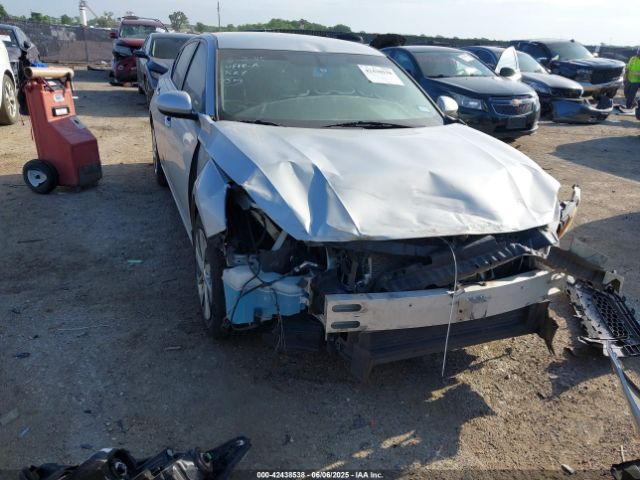 1N4BL4BV1KN312761 auction archive image