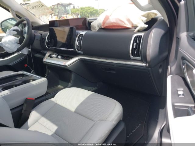 1FMJK1M89SEA17806 Ford Expedition Platinum Max