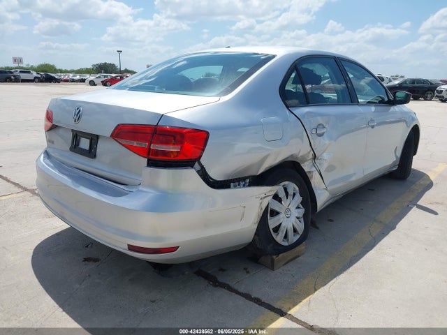 3VW2K7AJ3FM304784 Volkswagen 2015