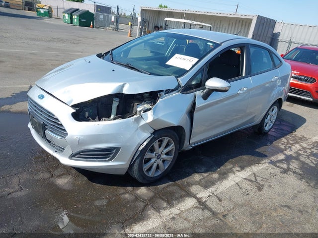 3FADP4BJ9FM164191 Ford 2015