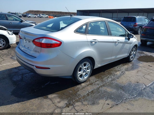 3FADP4BJ9FM164191 Ford 2015