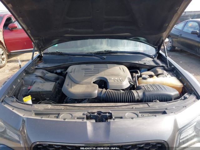 2019 CHRYSLER 300 2C3CCABG3KH562921 Photo 9