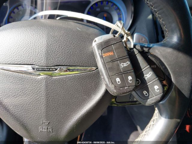 2019 CHRYSLER 300 2C3CCABG3KH562921 Photo 10
