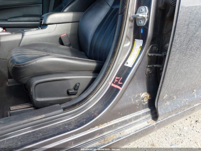 2019 CHRYSLER 300 2C3CCABG3KH562921 Photo 5