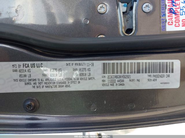 2019 CHRYSLER 300 2C3CCABG3KH562921 Photo 8