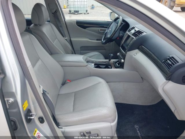 2011 LEXUS LS 460 JTHCL5EFXB5010523 Photo 4
