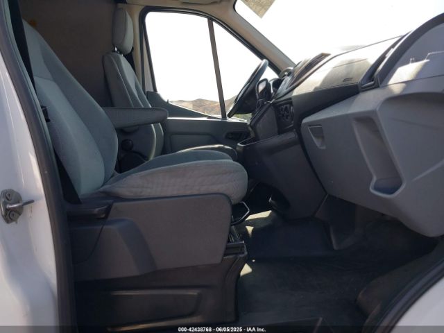 1FTNE1CM8FKB16085 Ford Transit-150
