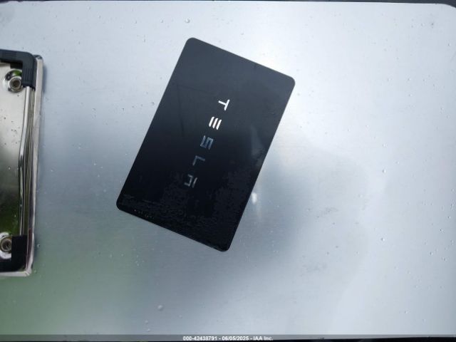 2023 TESLA MODEL 3 5YJ3E1EB9PF393085 Photo 10