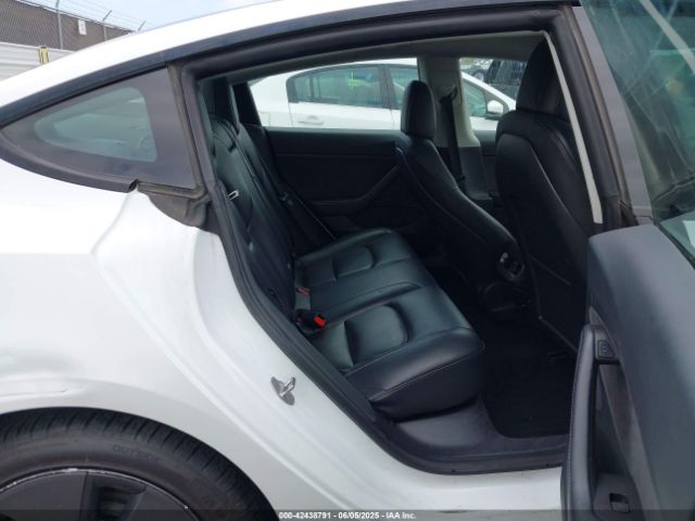 2023 TESLA MODEL 3 5YJ3E1EB9PF393085 Photo 7