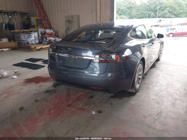 2018 TESLA MODEL S 5YJSA1E28JF298208 Photo 3