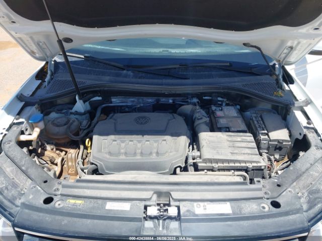 3VV3B7AX3LM125847 Volkswagen 2020