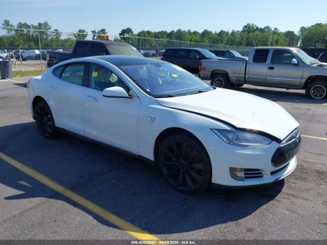 2013 TESLA MODEL S 5YJSA1CP1DFP06681
