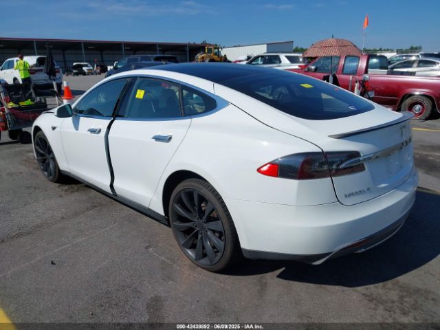 2013 TESLA MODEL S 5YJSA1CP1DFP06681 Photo 2