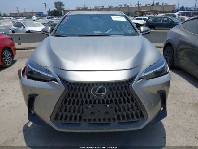 2T2GGCEZ1NC008202 Lexus Nx 350 Premium