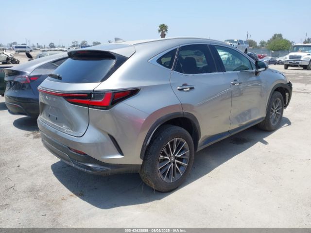 2T2GGCEZ1NC008202 Lexus Nx 350 Premium