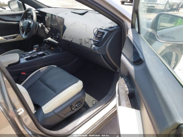 2T2GGCEZ1NC008202 Lexus Nx 350 Premium