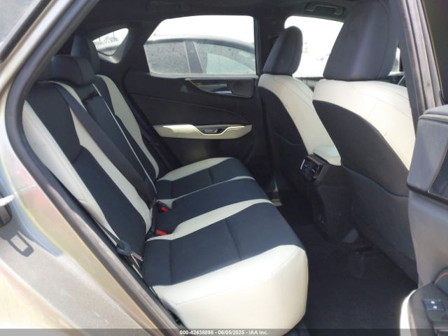 2T2GGCEZ1NC008202 Lexus Nx 350 Premium