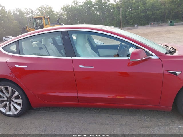 Tesla 2018 2018 5YJ3E1EB2JF122411 Image 13