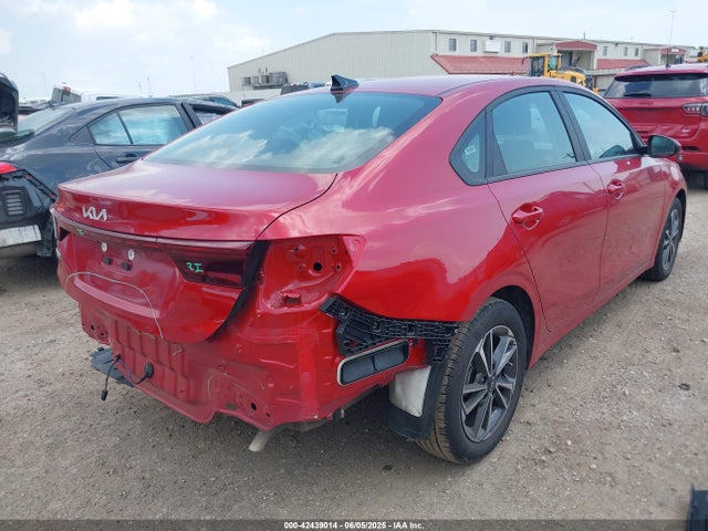 KIA Forte Lxs 2024 3KPF24AD4RE712481 Image 4
