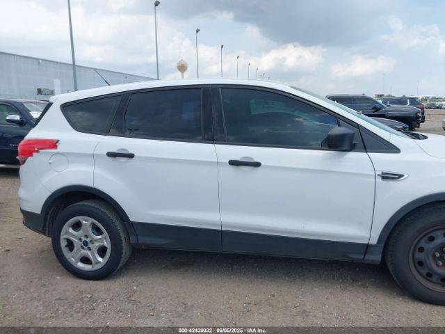 1FMCU0F78HUA45757 Ford ESCAPE S